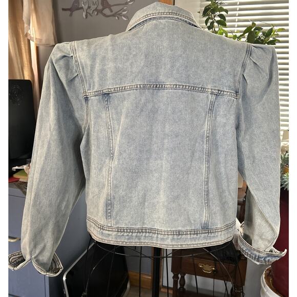 Grace & Karma Women's Puff Sleeve Denim Jacket, Size Medium, Light Wash - Picture 6 of 6